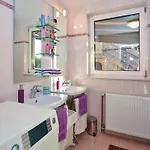 Lovely In With Kitchen Izola