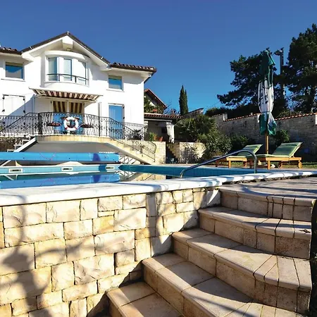 Holiday home Lovely In Izola With Kitchen Izola