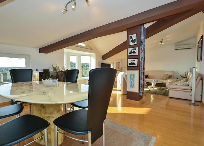 בית נופש Lovely In With Kitchen