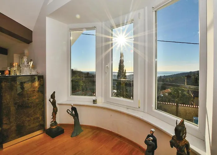 Lovely In With Kitchen *