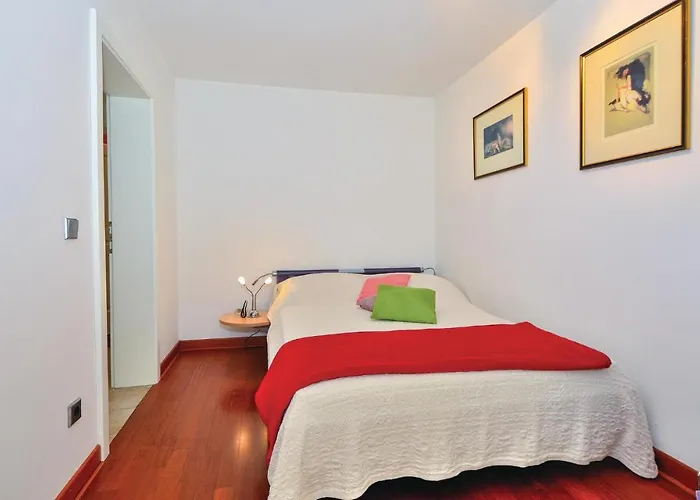 בית נופש Lovely In With Kitchen