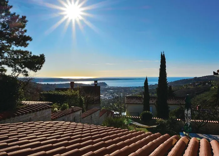 Lovely In With Kitchen איזולה