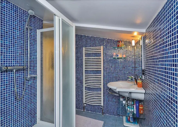 בית נופש Lovely In With Kitchen